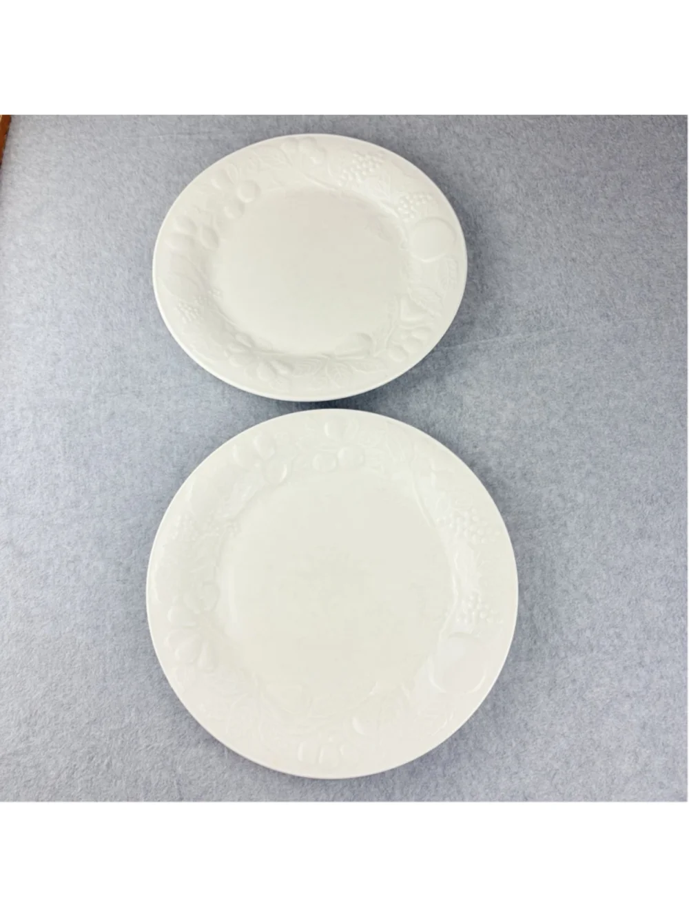 GIBSON Embossed FRUIT Dinner Plates Set of 2 White 10.5” Dishwasher Safe